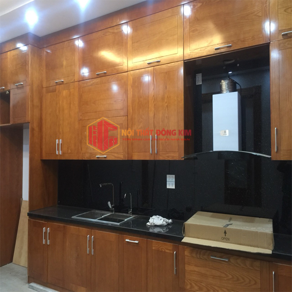 Tủ bếp gỗ sồi Nga TBSN 07