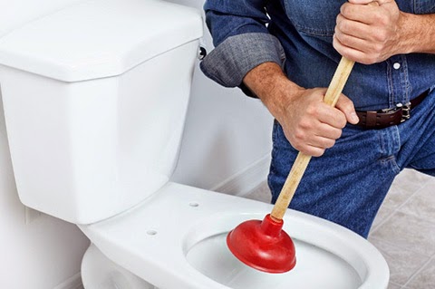 Cách vệ sinh bồn cầu đơn giản không còn là nỗi khiếp sợ
