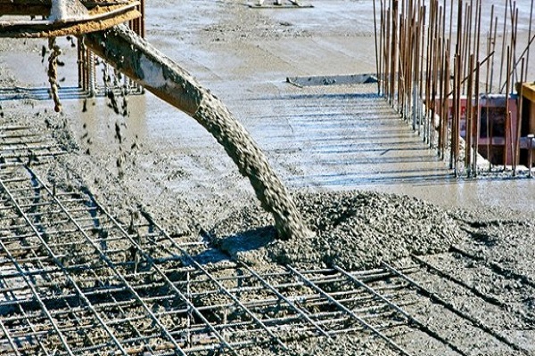 Tránh các vết nứt khi đổ bê tông tươi