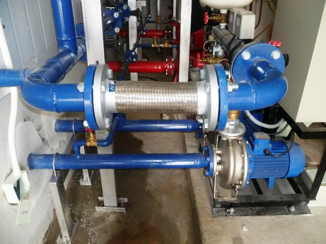 Tìm Hiểu Ứng Dụng và Kết Nối Trong Dây Ống Mềm