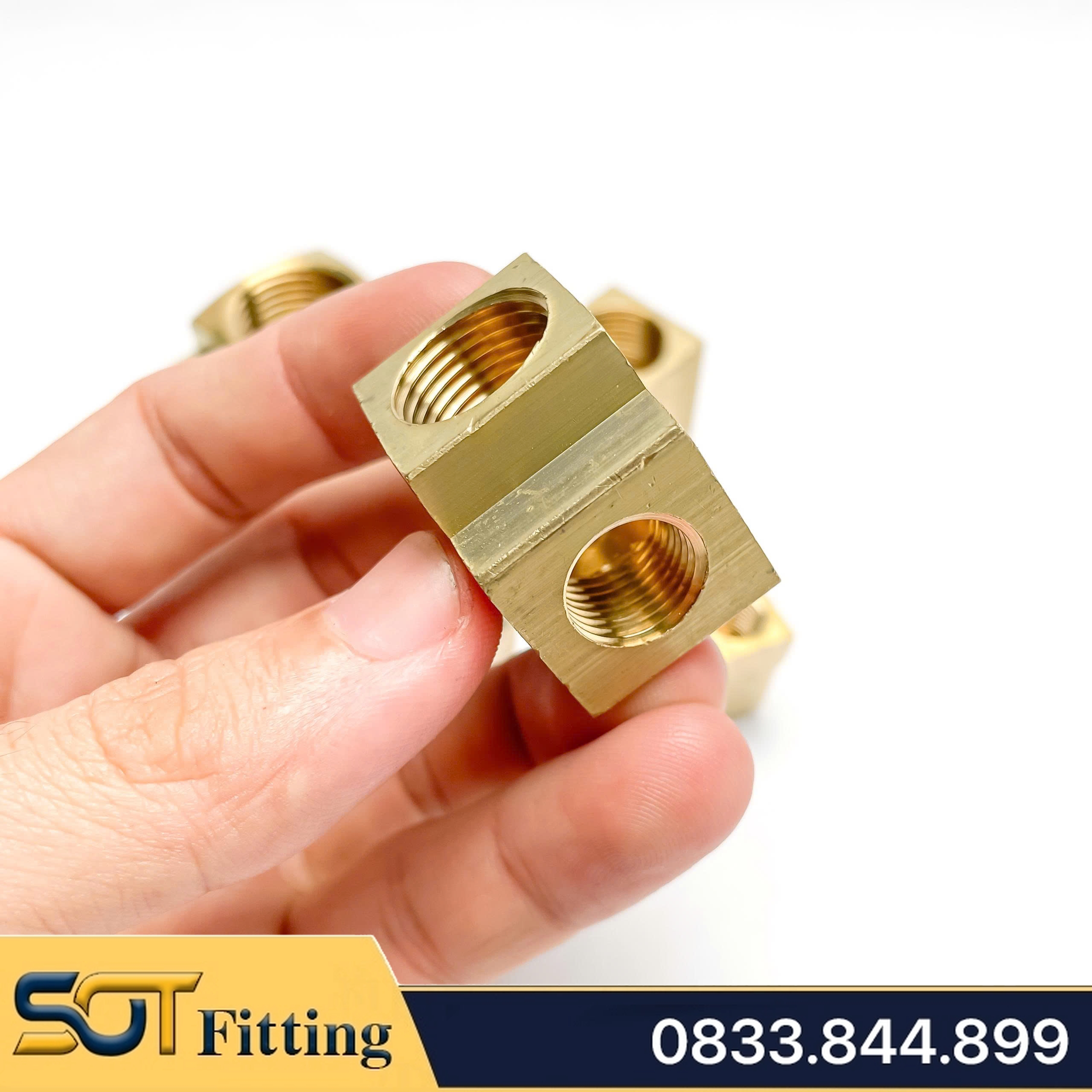 Co / Cút Hai Đầu Ren Trong Đồng Thau - Giải Pháp Kết Nối 90 Độ Hoàn Hảo