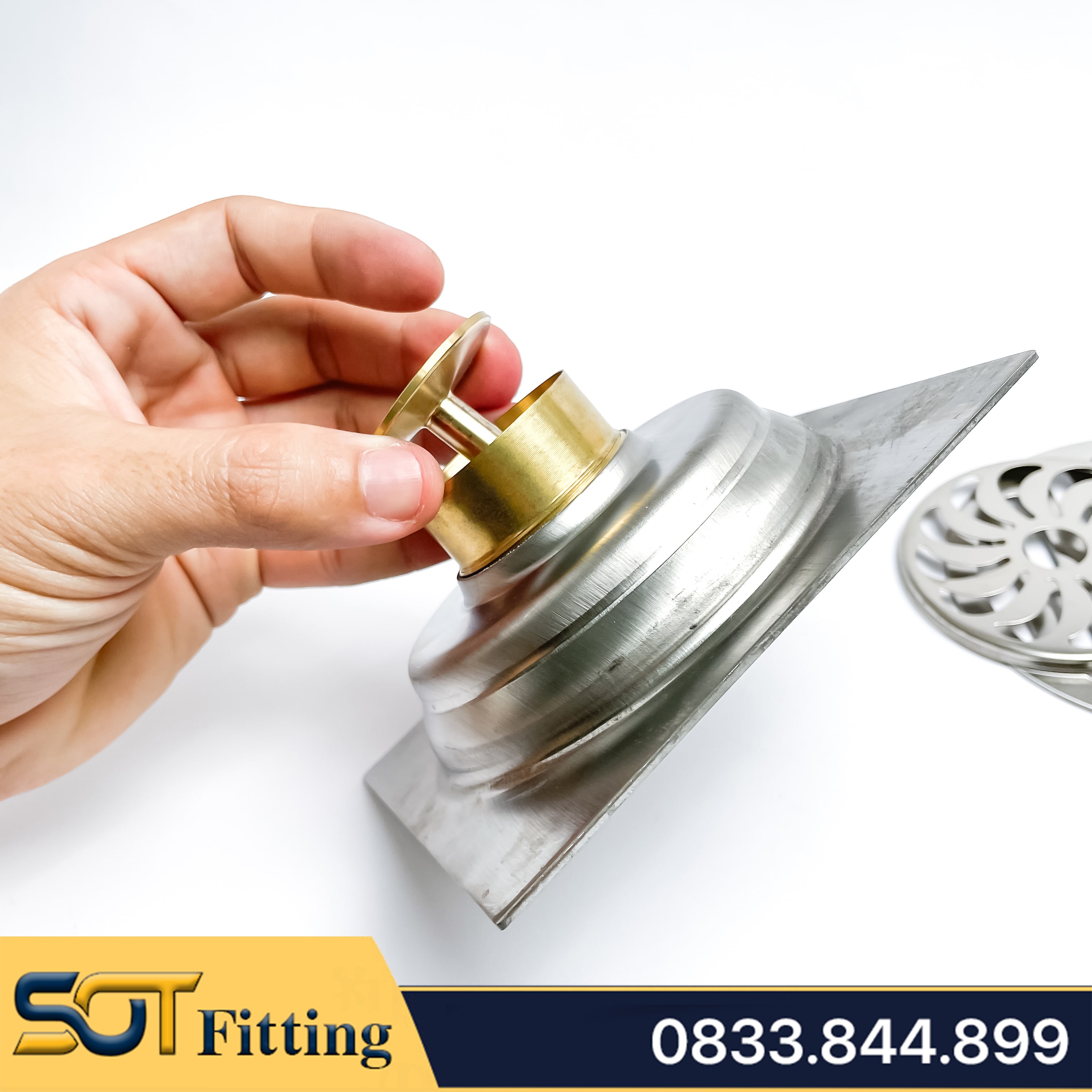 Phễu Sàn Chống Hôi Chốt Chặn Lò Xo Bằng Inox – Giữ Vệ Sinh Phòng Tắm Dễ Dàng