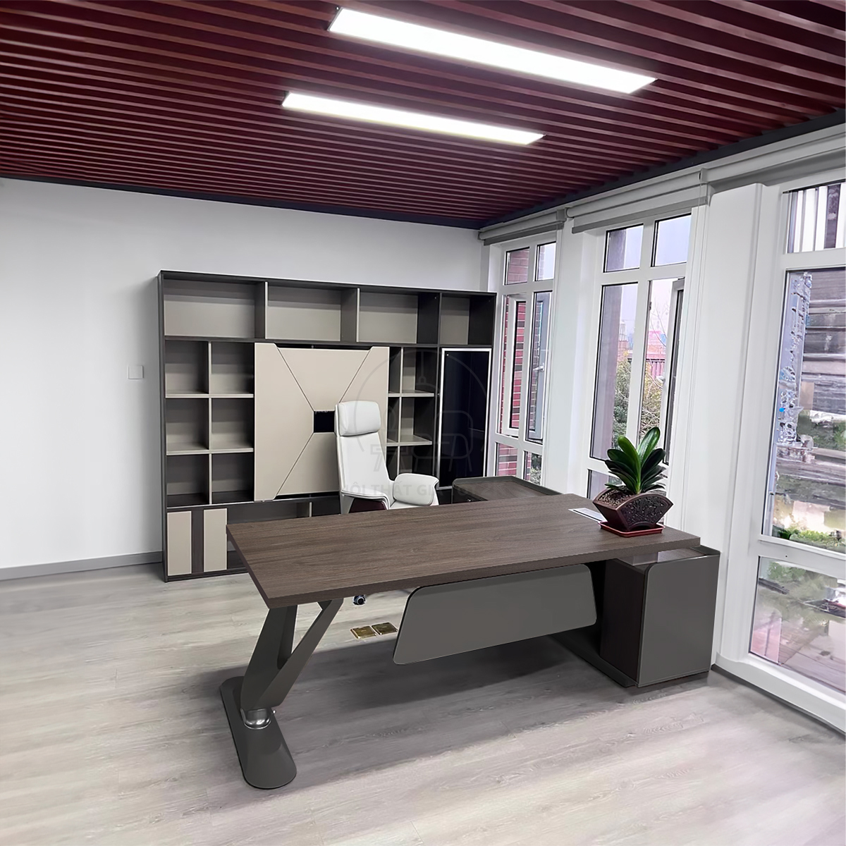 Bàn Giám Đốc Chân Sắt Nhập Khẩu BNK-001