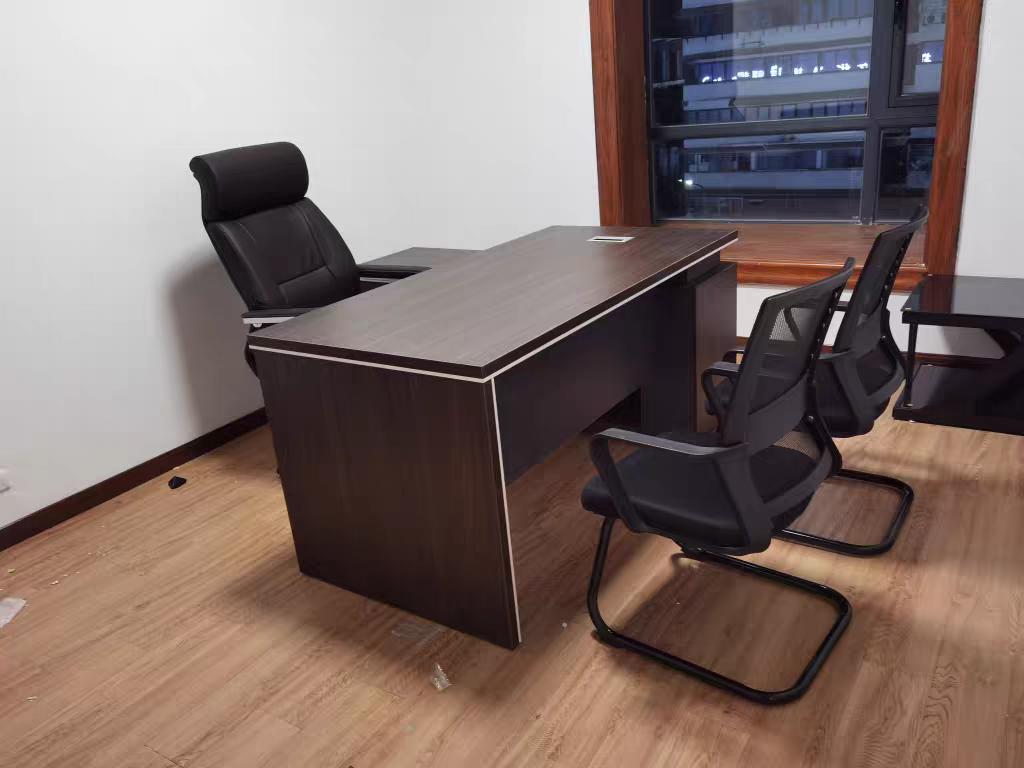 Bàn giám đốc BGD-01