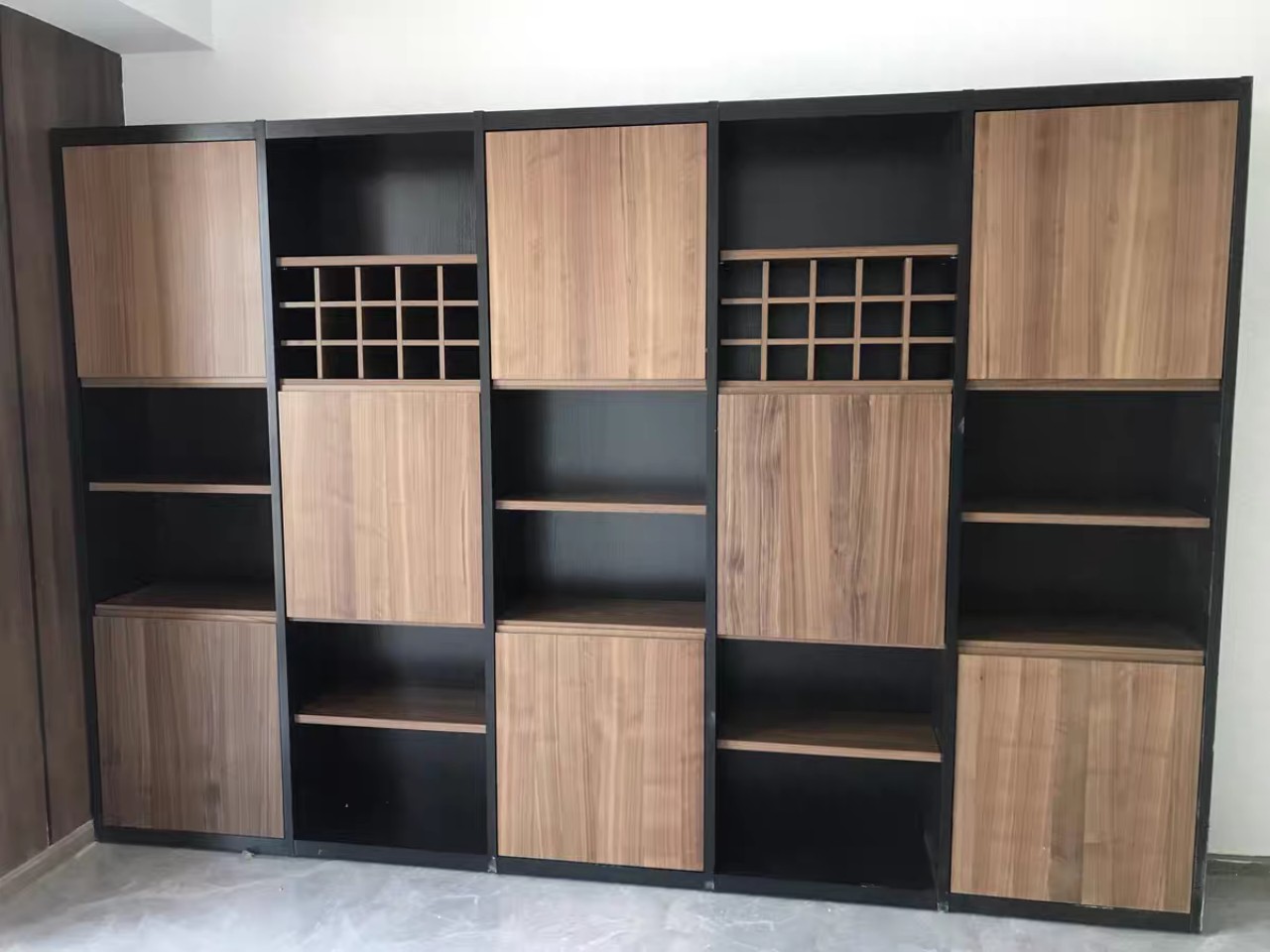 Tủ Giám Đốc TGD005