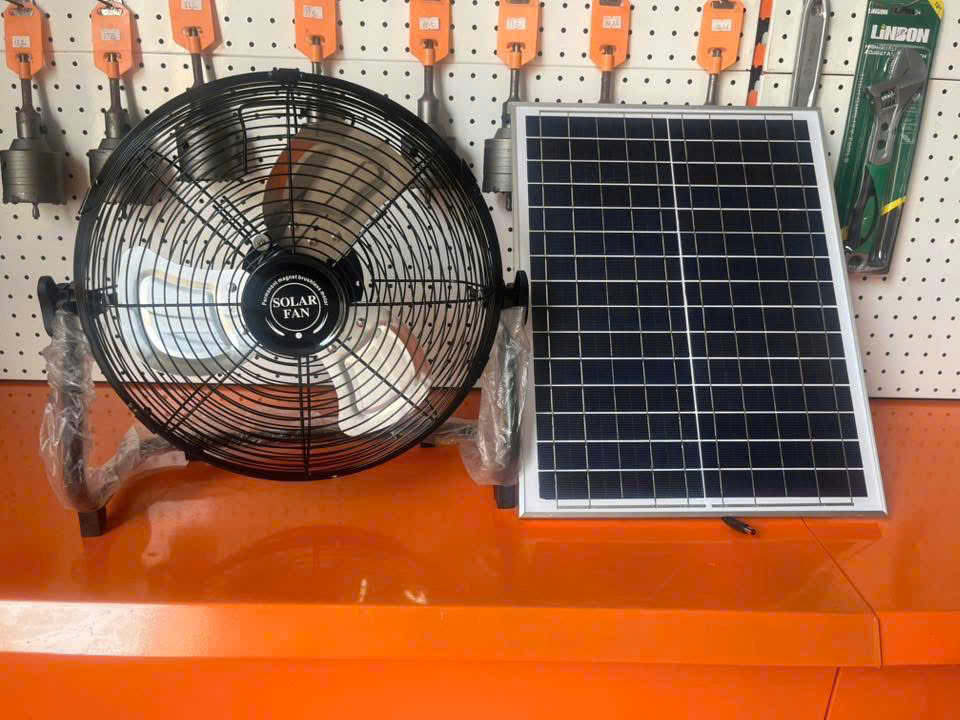 Quạt Năng lượng mặt trời -Không Chổi Than Solar