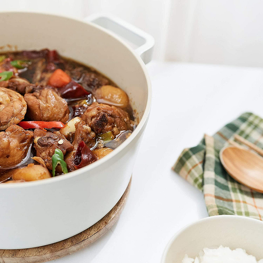 Nồi cỡ trung Neoflam Fika Hàn Quốc 24cm dung tích 3.8l