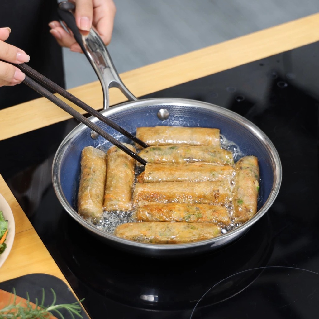 Chảo chiên iMat Hybrid 18cm, không vung (lòng xanh)