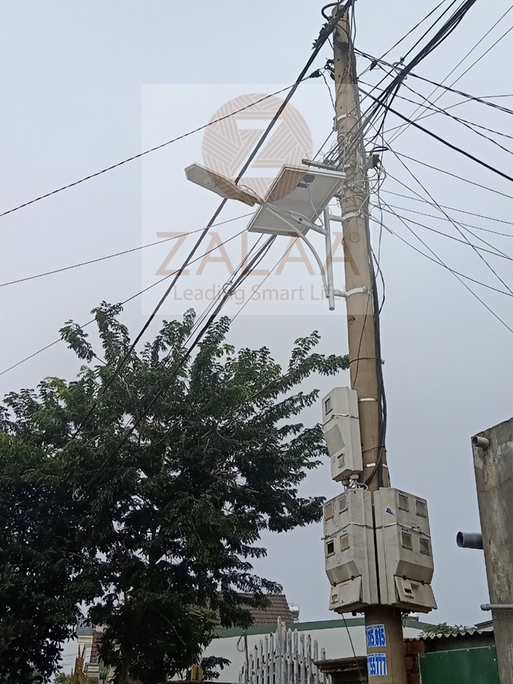 Đèn đường năng lượng mặt trời 40-80w cột cao 6-8m mã ZXJD