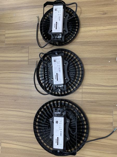 Tượng khổng tước ngậm hoa bằng đồng vàng cao 15cm dài 27cm