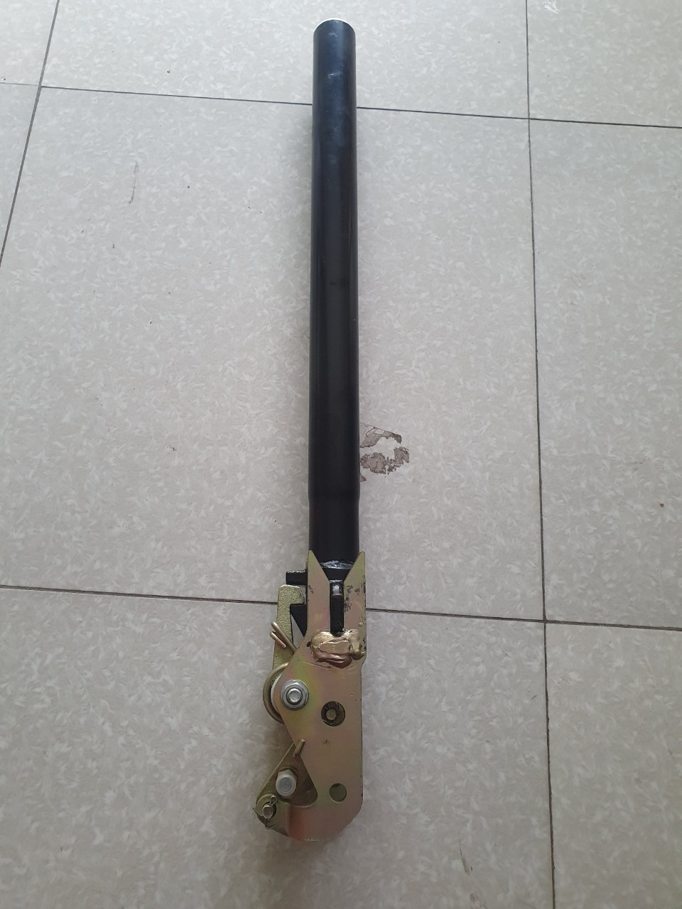 khoa-chan-can-so-shacman