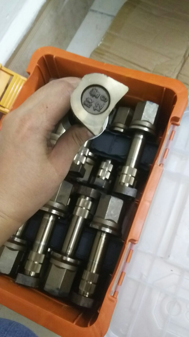 tac-ke-truoc-sau-howo