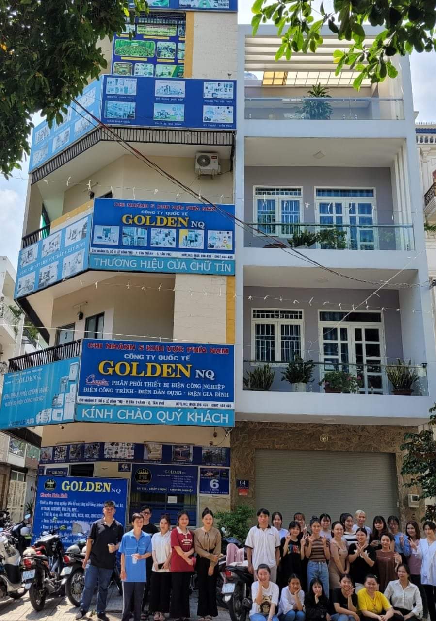 Nhân viên chăm sóc website