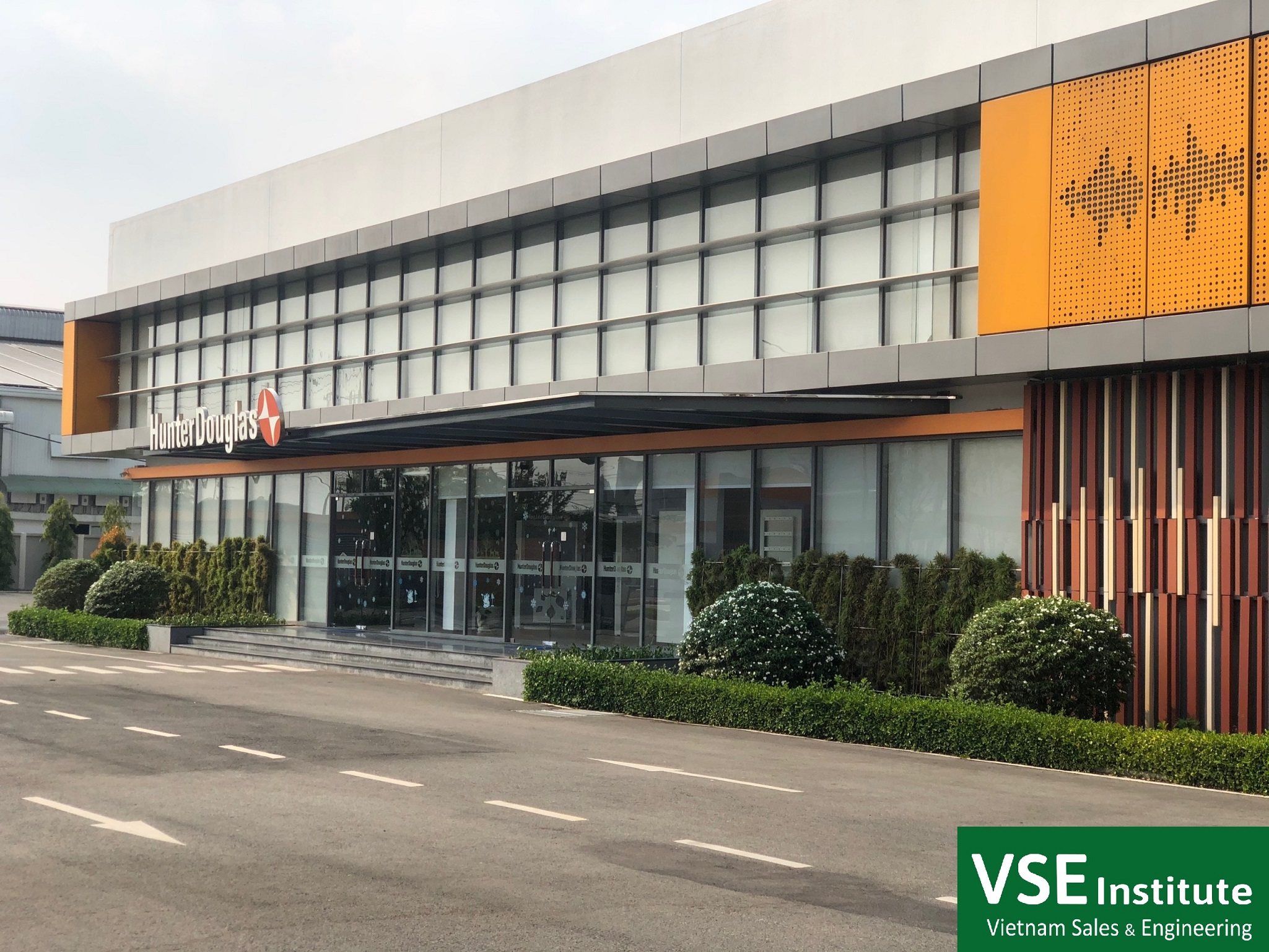 LÝ TƯỞNG NHO NHỎ VSE Institute Vietnam Sales & Engineering