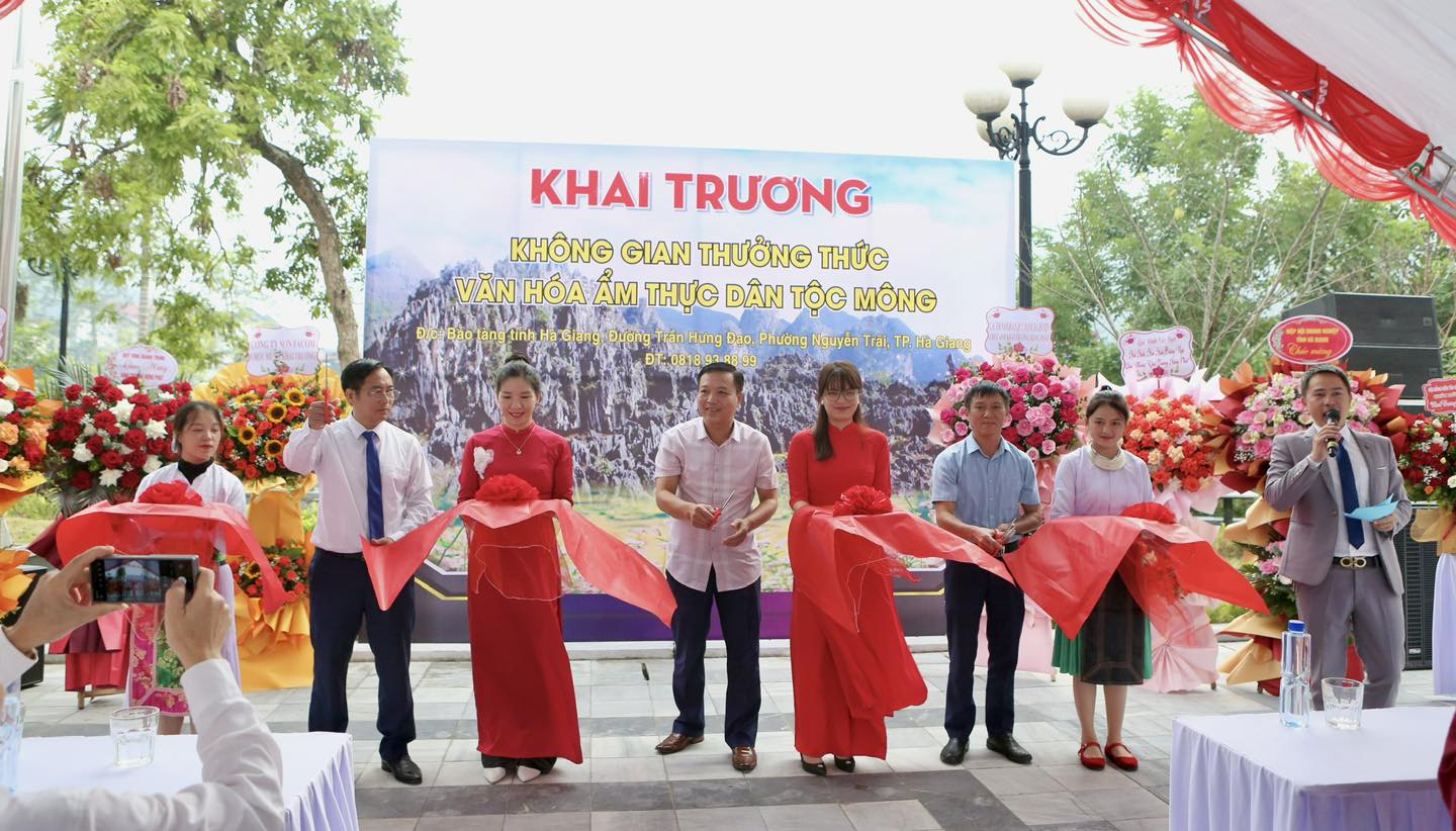 PHỞ NGÔ H'MONG VILLAGE - ĐÃ CÓ MẶT TẠI THÀNH PHỐ HÀ GIANG