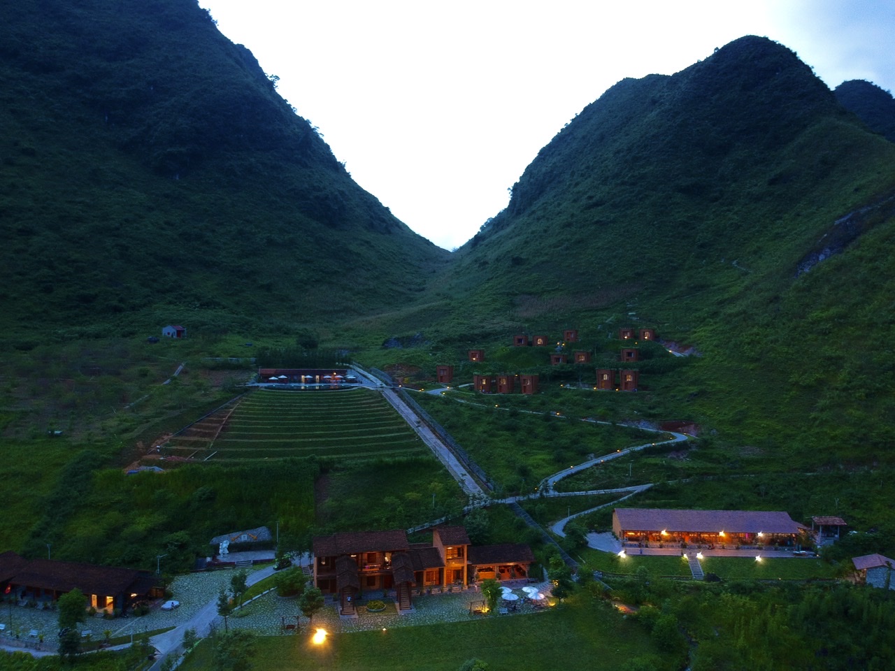 Ngôi làng người Mông đẹp ngỡ ngàng giữa Cao nguyên đá Hà Giang