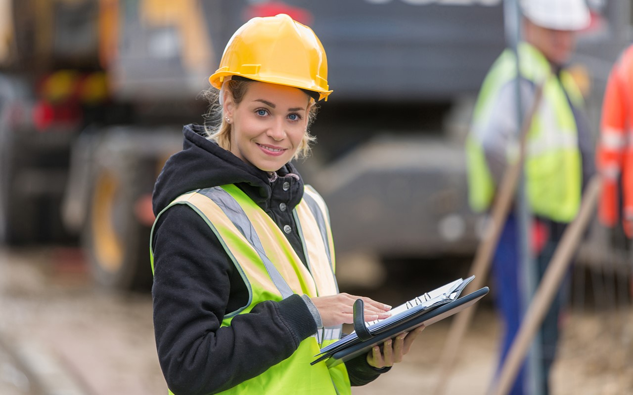 LỢI ÍCH CỦA TRANG BỊ BẢO HỘ LAO ĐỘNG CHO PHỤ NỮ