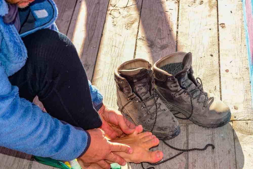 HƯỚNG DẪN ĐI GIÀY BẢO HỘ MŨI THÉP KHÔNG BỊ ĐAU CHÂN