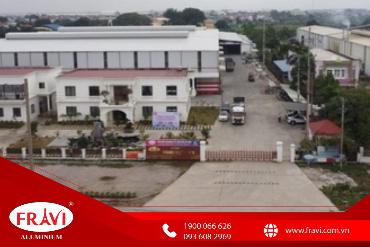 Nhà máy sản xuất nhôm Pk panel tại phía Nam
