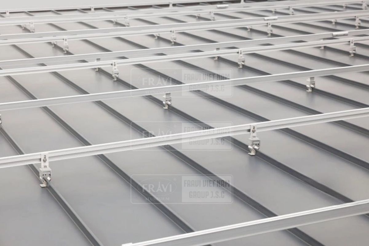 Nhôm định hình năng lượng mặt trời – Giải pháp chất lượng cho hệ thống điện mặt trời