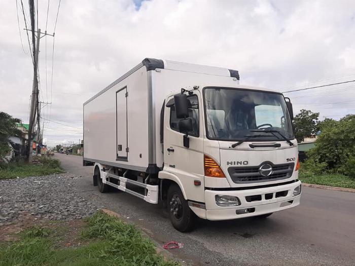XE TẢI HINO 6.5 TẤN - HINO FC9JNTC THÙNG DÀI 7M2