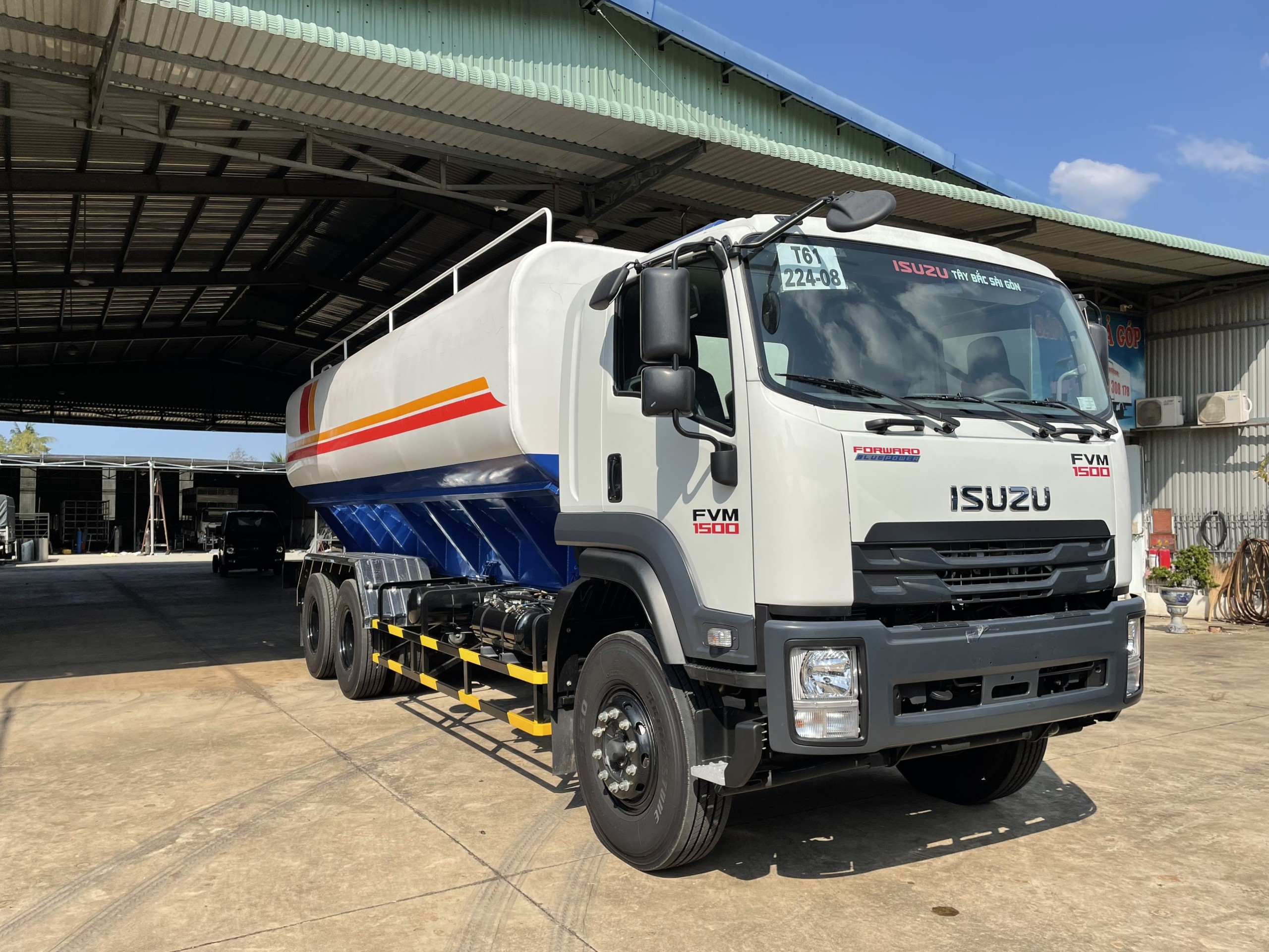 XE BỒN NHÔM ISUZU FVM34TE4 20 KHỐI