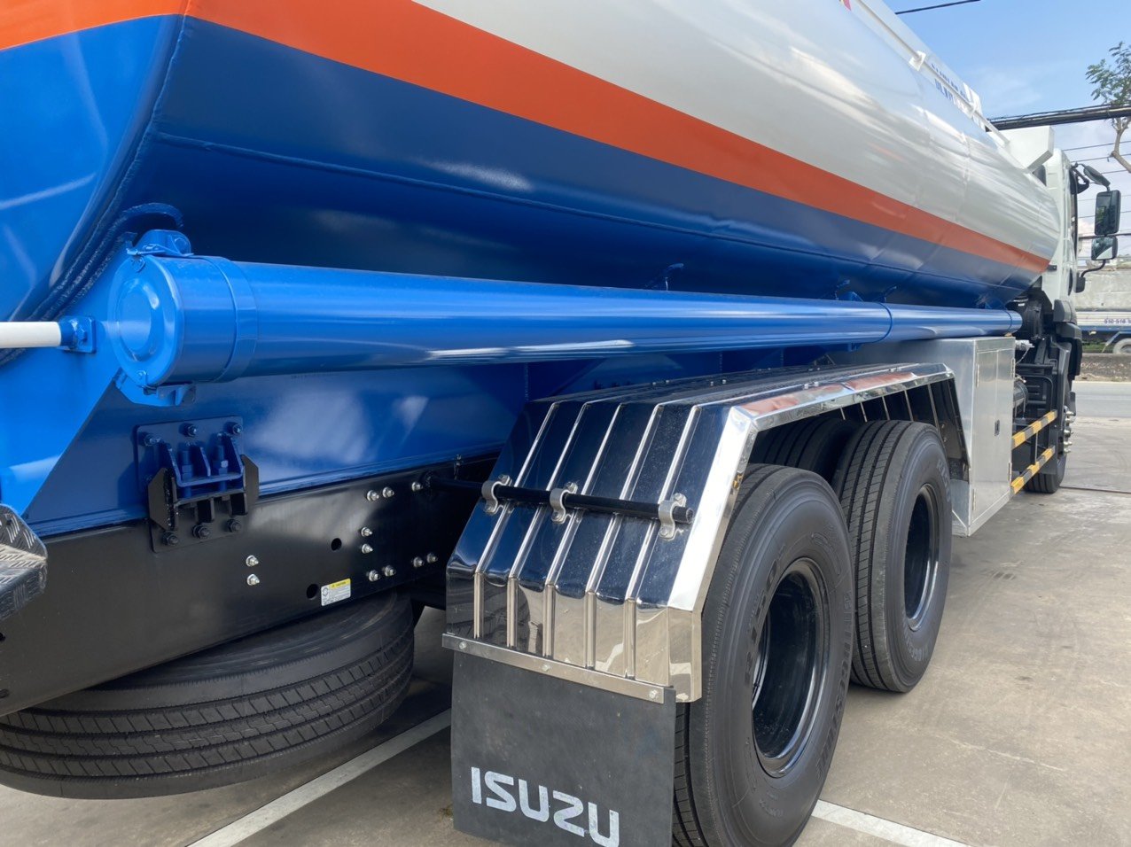 XE BỒN NHÔM ISUZU FVM34TE4 20 KHỐI