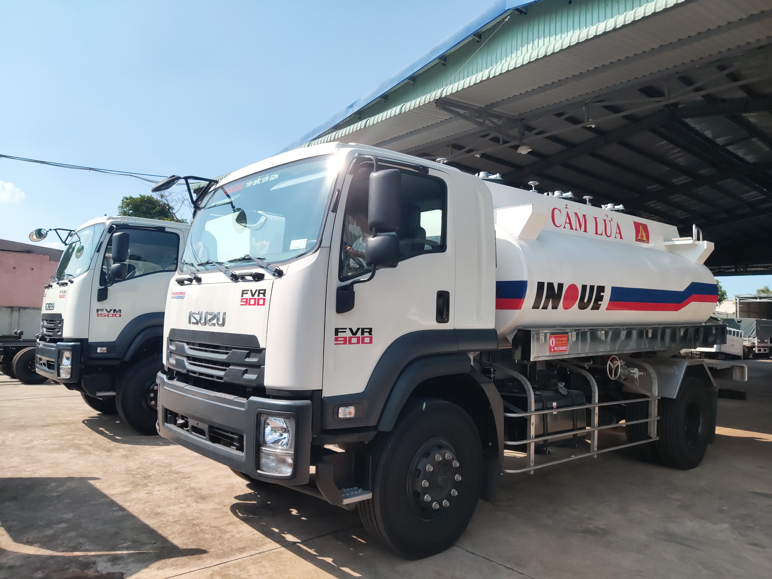 XE BỒN ISUZU FVR900 12 KHỐI
