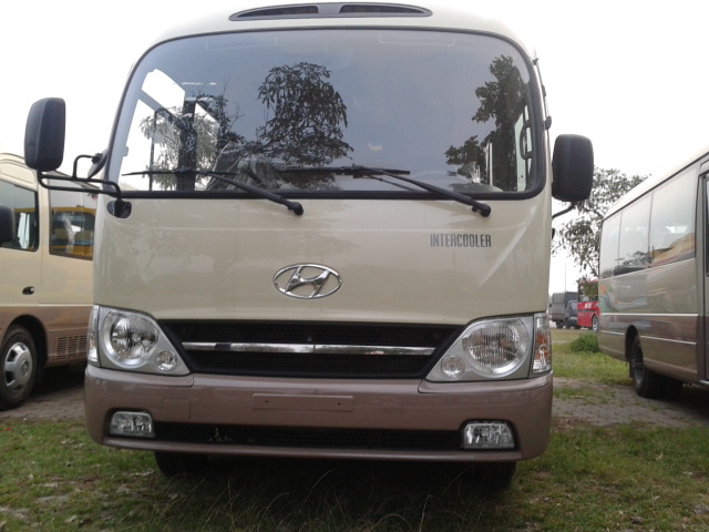 Xe khách Hyundai Country 29 chổ