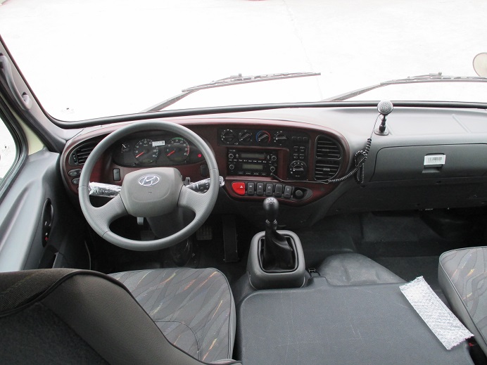 Xe khách Hyundai Country 29 chổ