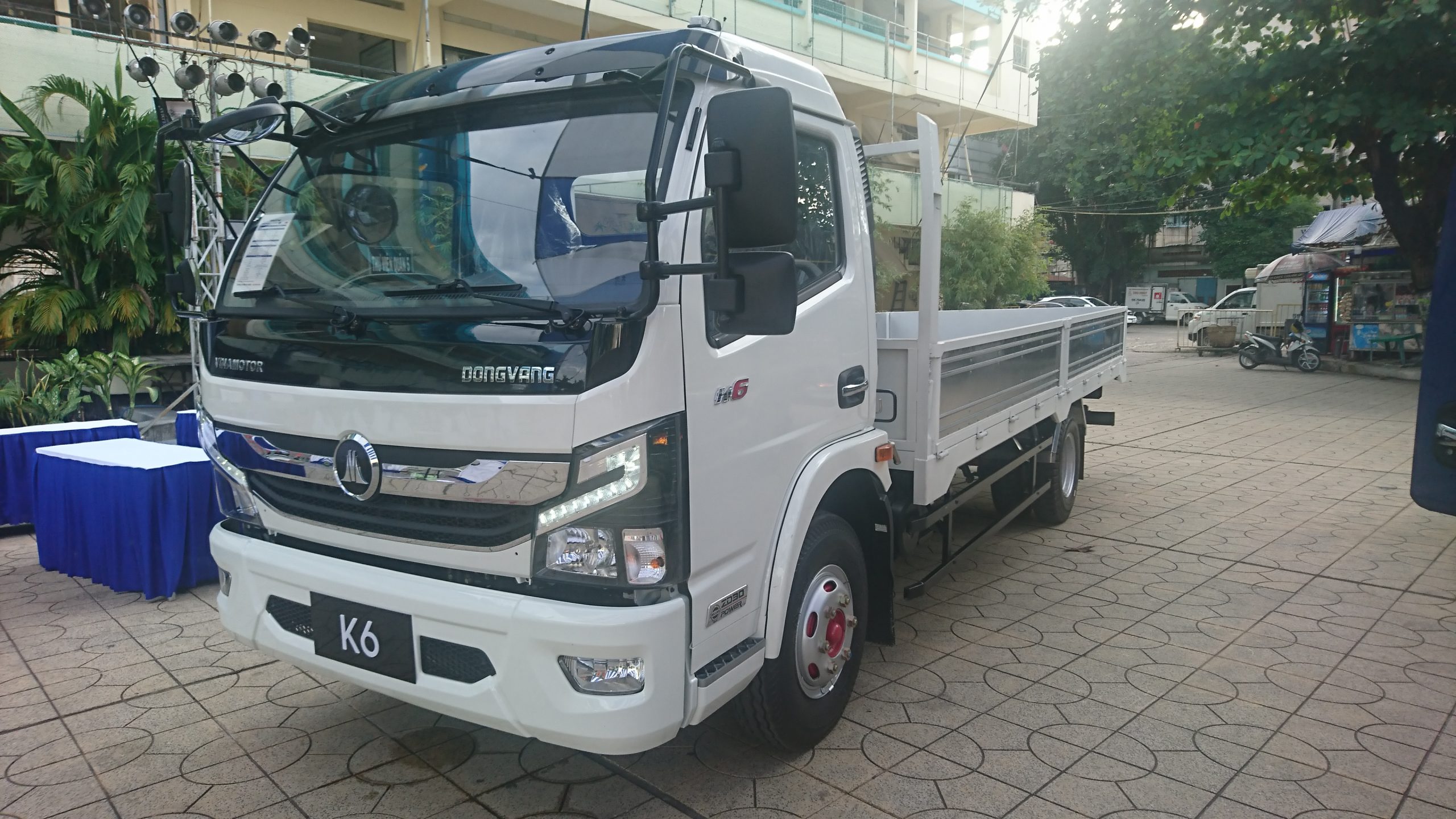 VINAMOTOR K6 5,3 TẤN THÙNG DÀI 5M
