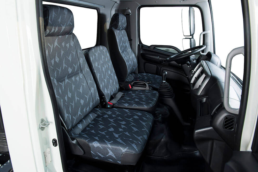 Xe hino 6,4 tấn thùng 5,7m - model Fc9jjtc Euro 4