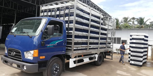 Xe chở gia cầm