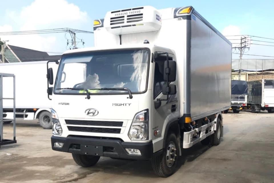 HYUNDAI Mighty EX8L Thùng Đông Lạnh