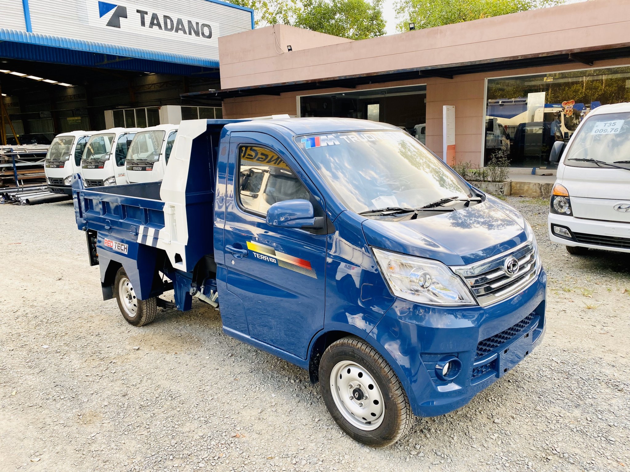 XE BEN  Tera 100 770kg 1 khối