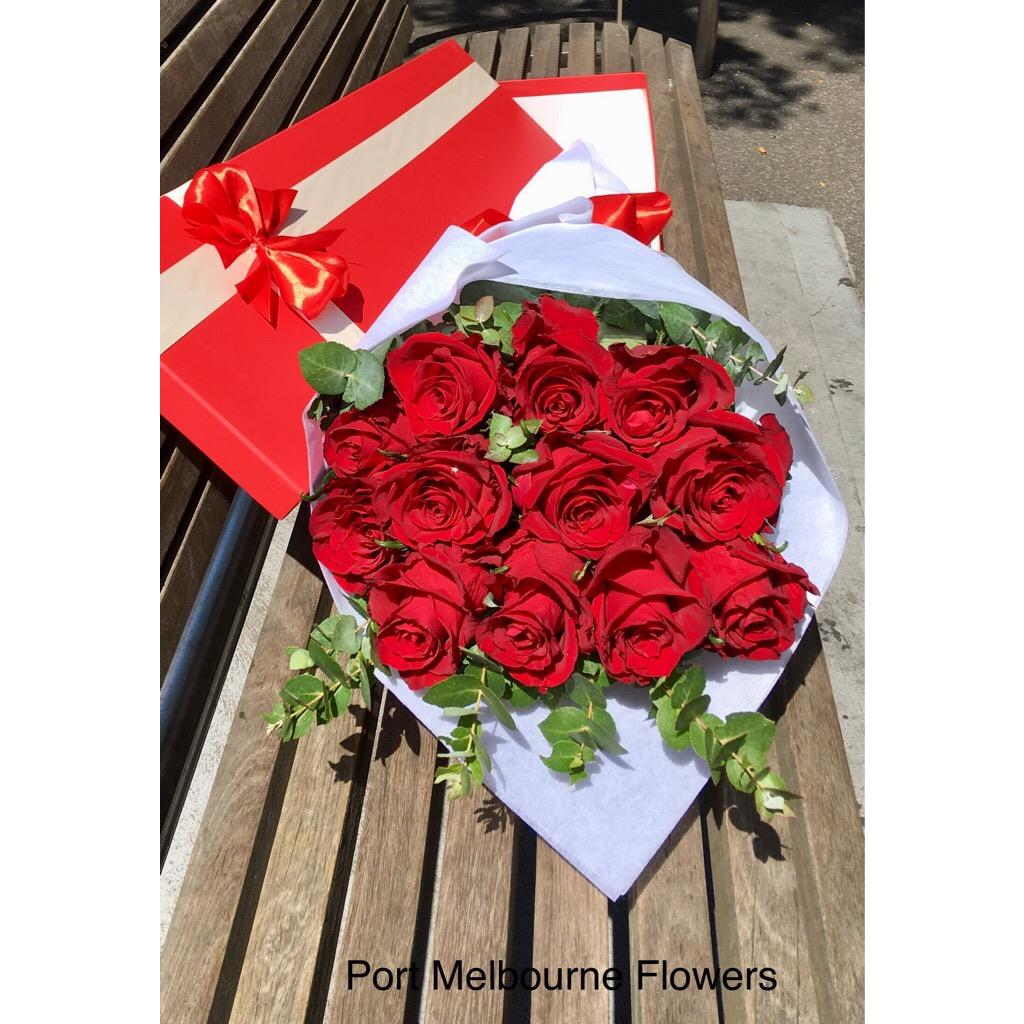 VD-12 Premium Red Rose Box