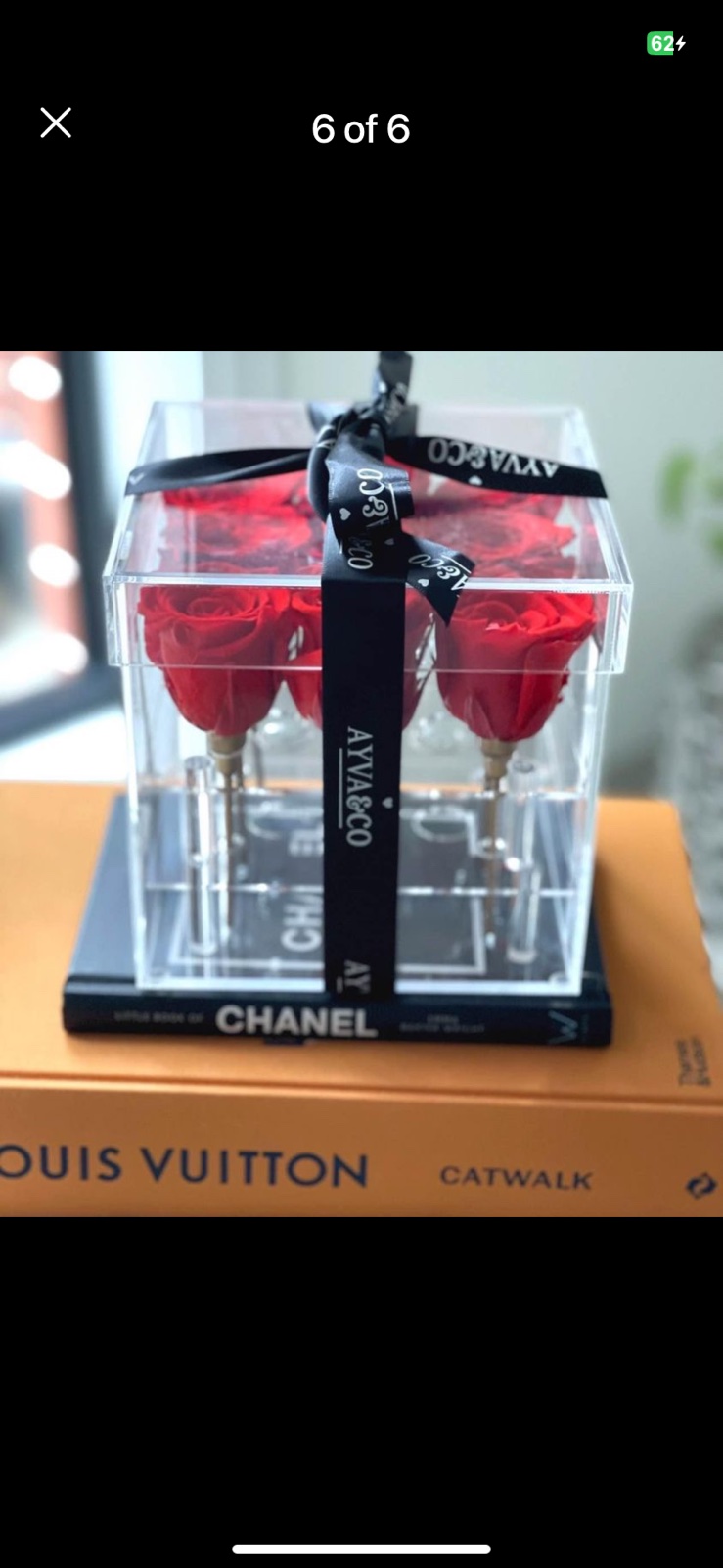 9 roses reserved in box