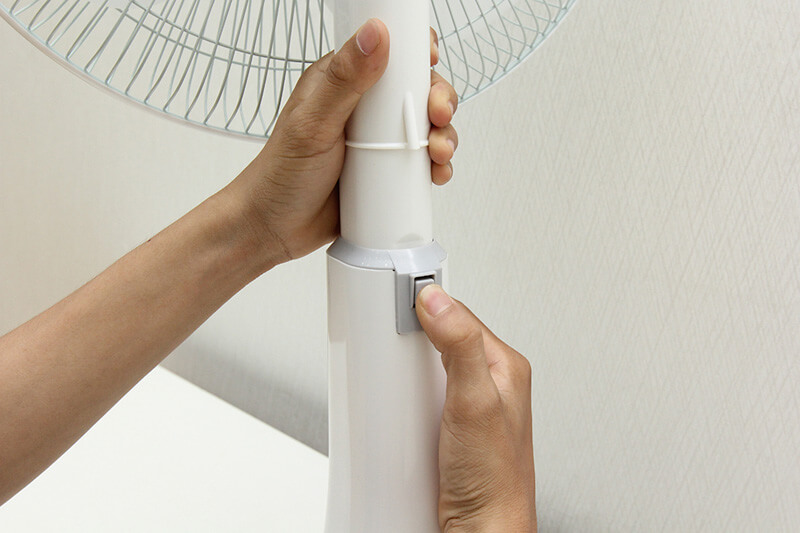 Quạt sạc điện Sunhouse SH762