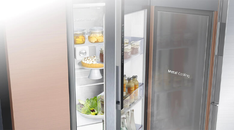 Duy trì ổn định nhiệt độ tủ lạnh tốt hơn với tấm chắn nhiệt Metal Cooling - Tủ lạnh Samsung Inverter 617 lít RS64R5101SL/SV