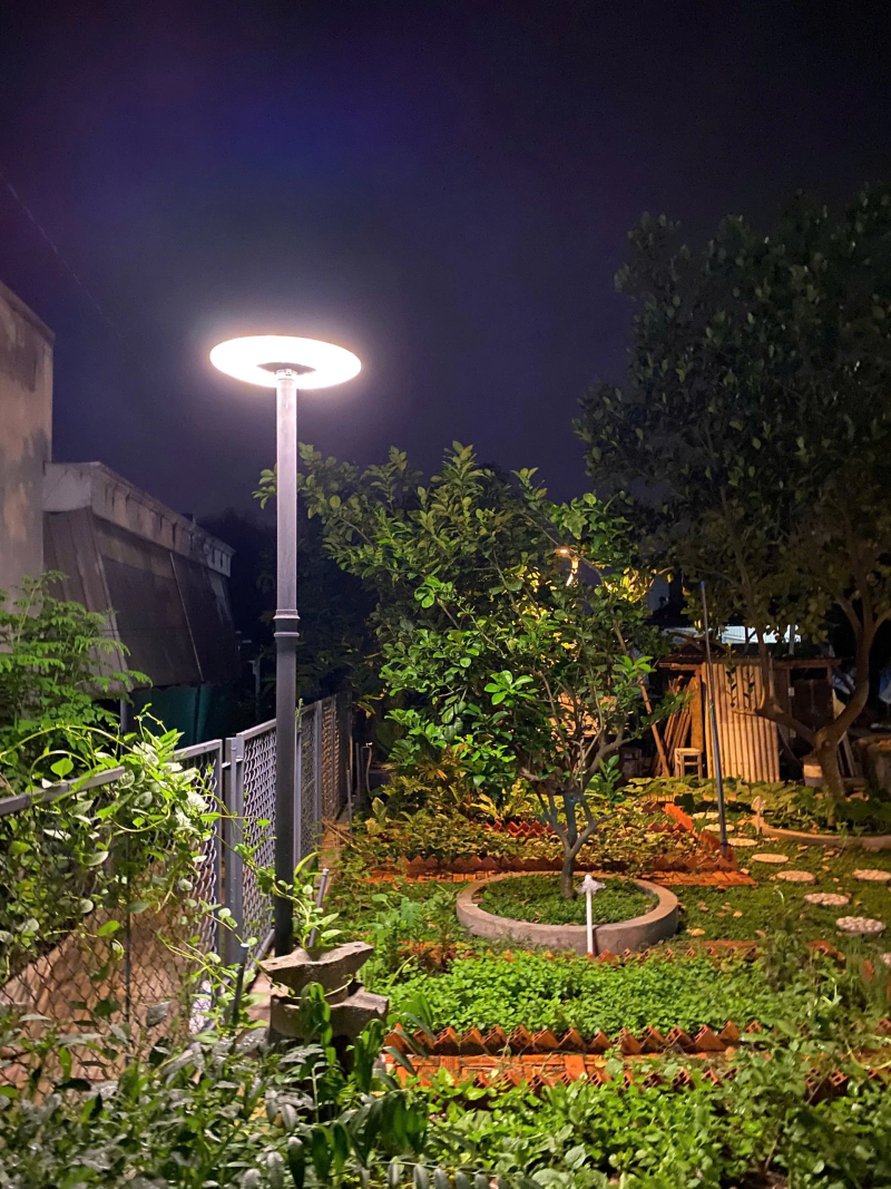 den-solar-light-300w-3