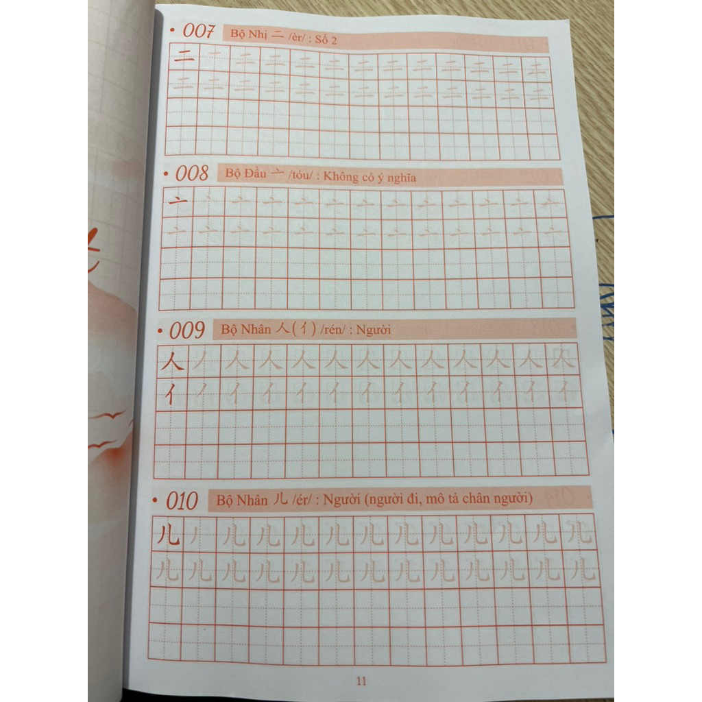 Combo Bộ Luyện Viết 214 Bộ Thủ Chữ Hán NHT Books + Giải nghĩa chữ Hán mở rộng 214 bộ thủ + 1 bút 10 ngòi bay mực