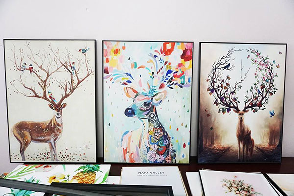Dòng tranh trang trí văn phòng độc đáo thời 4.0 của Brocanvas