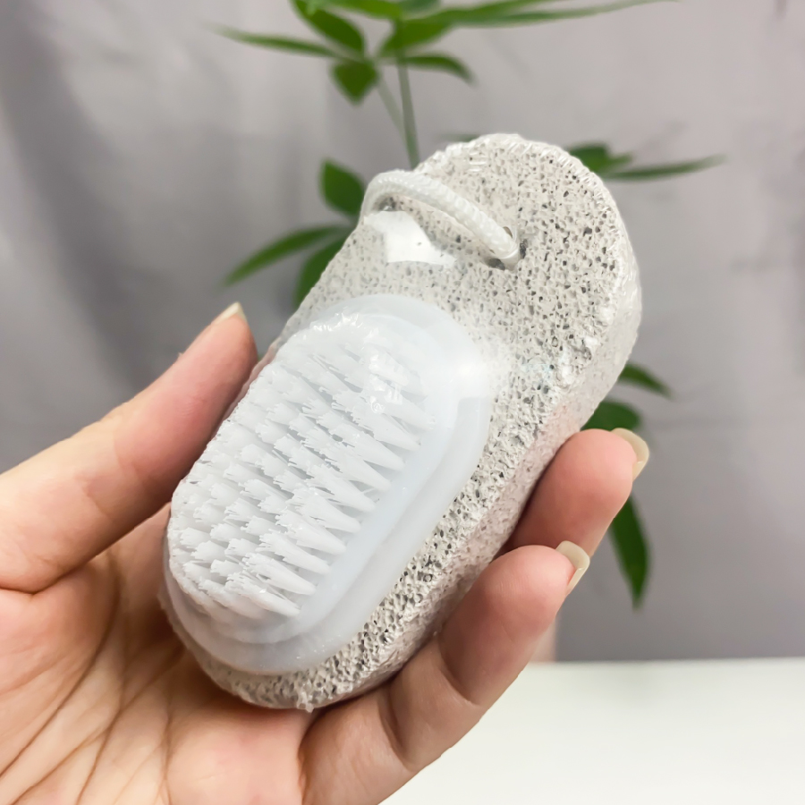 Bàn chải chà gót chân kèm bàn cọ móng