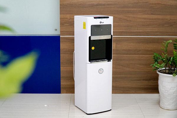 Cây nước nóng lạnh bình âm FujiE WD8500C