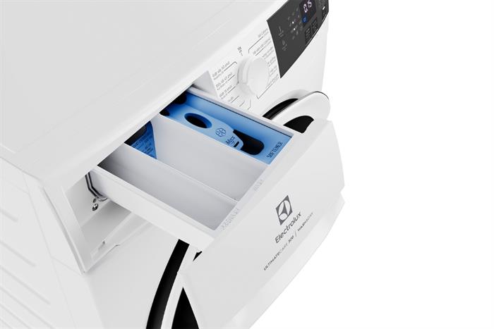 Máy giặt sấy Electrolux UltimateCare 300 Inverter giặt 9 kg - sấy 6 kg EWW9024P3WC- Mới 2024
