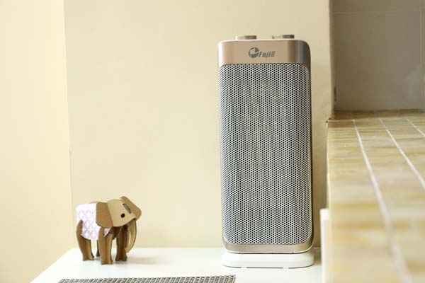 Máy sưởi gốm FujiE CH-2100 để sàn