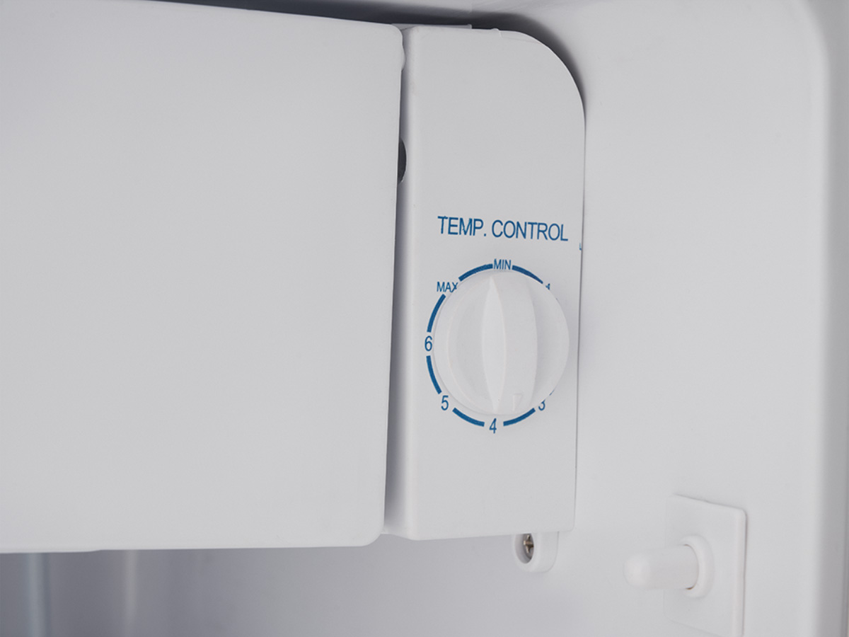 Tủ lạnh mini cánh kính HR S646GB 46 lít - Chính hãng