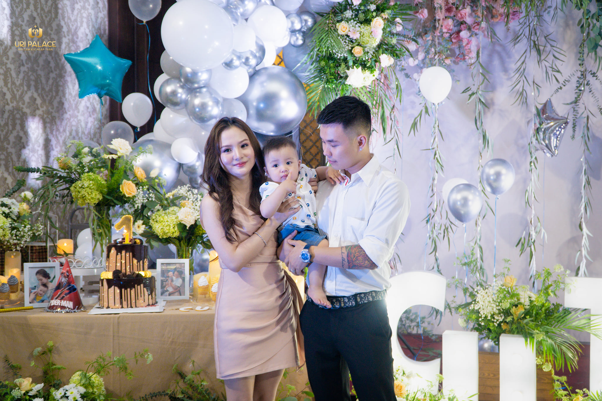 Nhà hàng Uri chúc mừng sinh nhật bé Tiến Anh