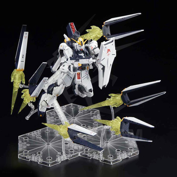 RG 1/144 RX-93 NU GUNDAM + FIN FUNNEL EFFECT SET