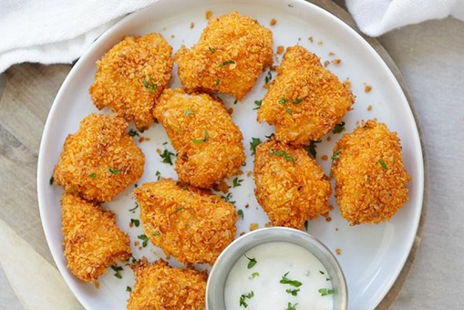 Món ngon mỗi ngày 1001+ cách biến tấu món ngon tại nhà với bột chiên xù Món ngon mỗi ngày 1001+ cách biến tấu món ngon tại nhà với bột chiên xù